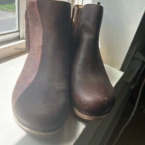 Dansko Brown Lizanne Ankle Boots Size 41